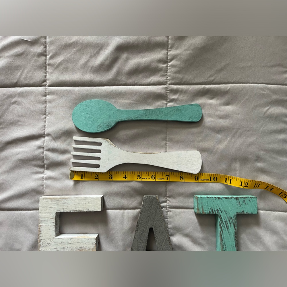 Rustic "EAT" Sign with Utensils - Picture 6 of 7